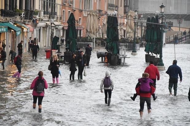 Venezia devastata, suona di nuovo la sirena