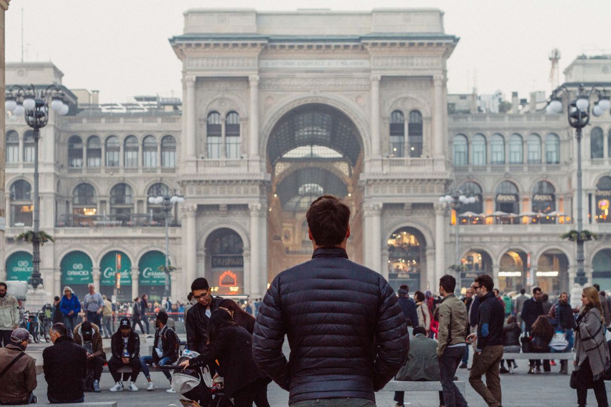 Abitare in un posto diverso dalla residenza Milano