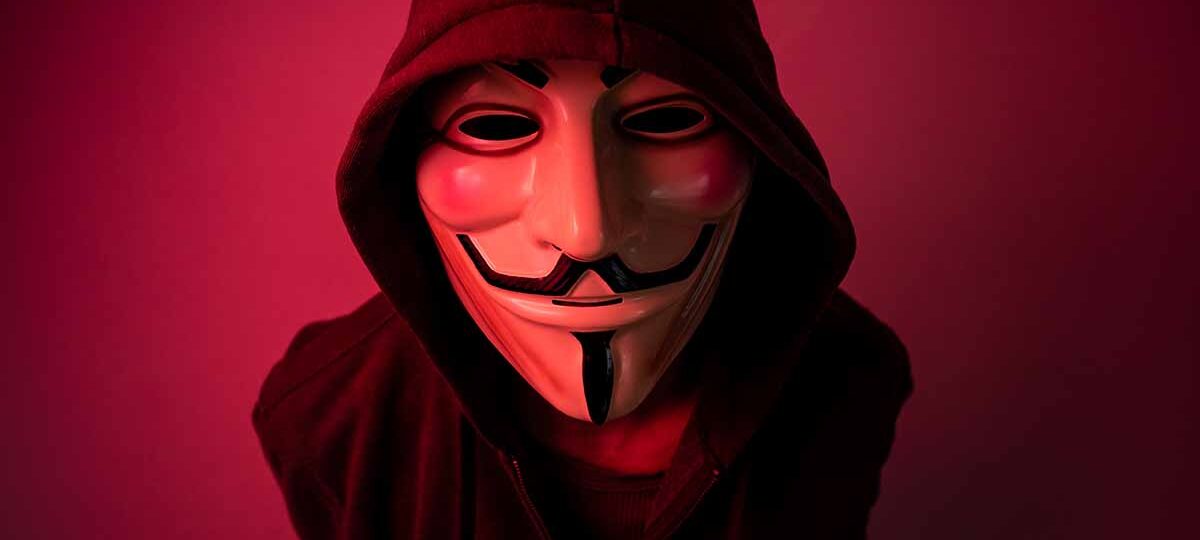 Anonymous la cyberguerra contro la Russia|Anonymous la cyberguerra contro la Russia