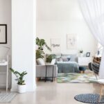 Arredamento leggero per l'estate: materiali e stili adatti alla stagione|arredare casa al mare|Arredamento leggero per l'estate Bambù|Arredamento leggero per l'estate colori|Arredamento Stile costiero interior|Arredamento leggero per l'estate Stile costiero|Upcycling: trasformare vecchi oggetti in nuovi tesori