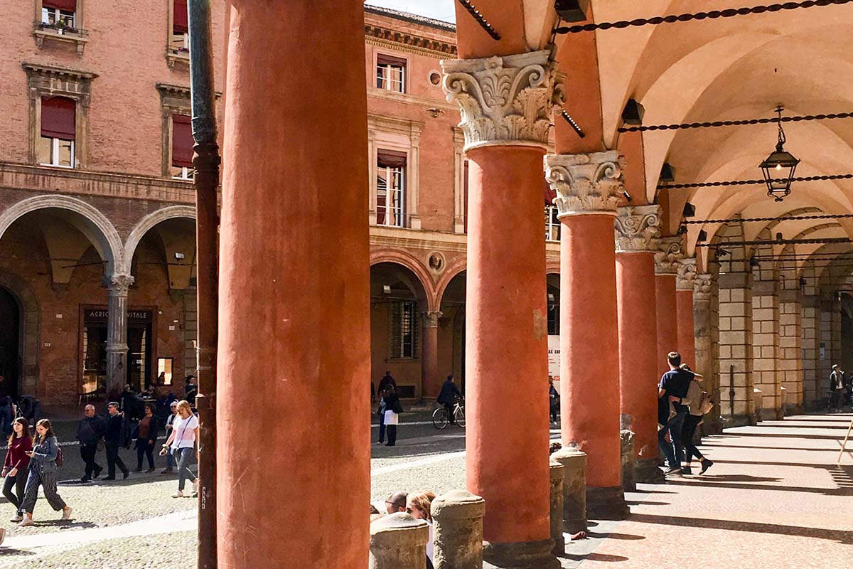 Bologna e i 62 chilometri di Portici