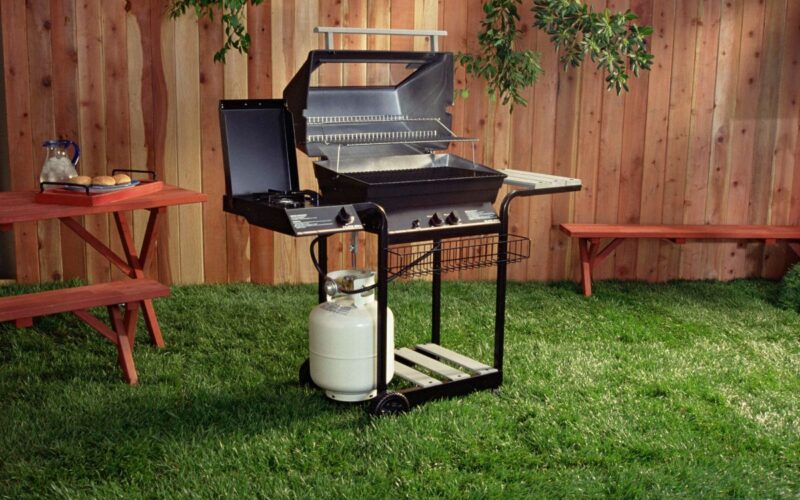 Come utilizzare il barbecue in condominio: regole e norme da rispettare in Italia