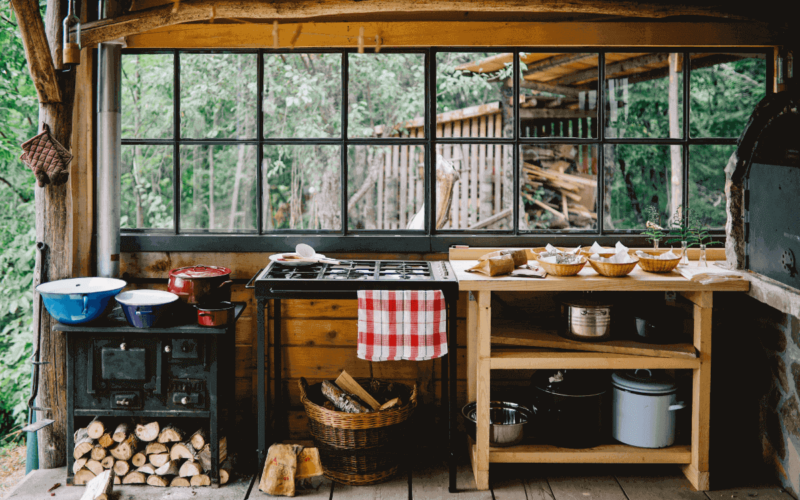 Cucine rustiche in stile country: caratteristiche e prezzi