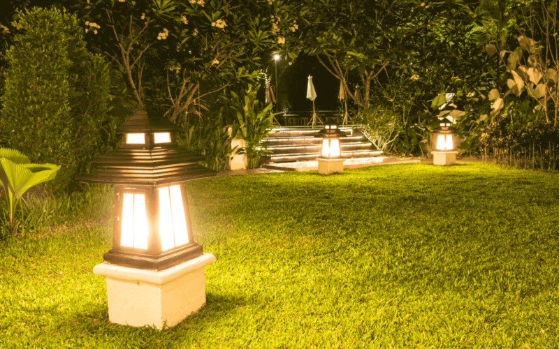 Illuminare il giardino di casa: consigli e soluzioni di design