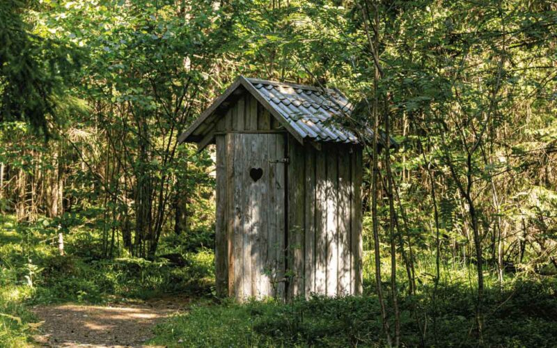 Il bagno prefabbricato da esterno per il giardino