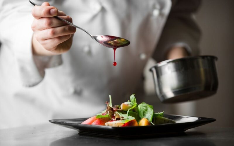 Le migliori scuole di cucina in Italia|Come diventare chef? Iniziare un percorso di scuola di cucina