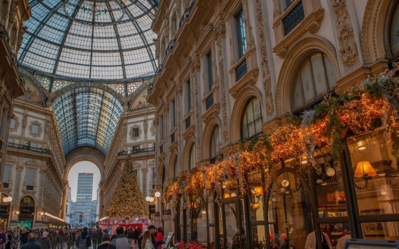 Mercatini di Natale a Milano: la Magia delle Festività nella Città della Moda