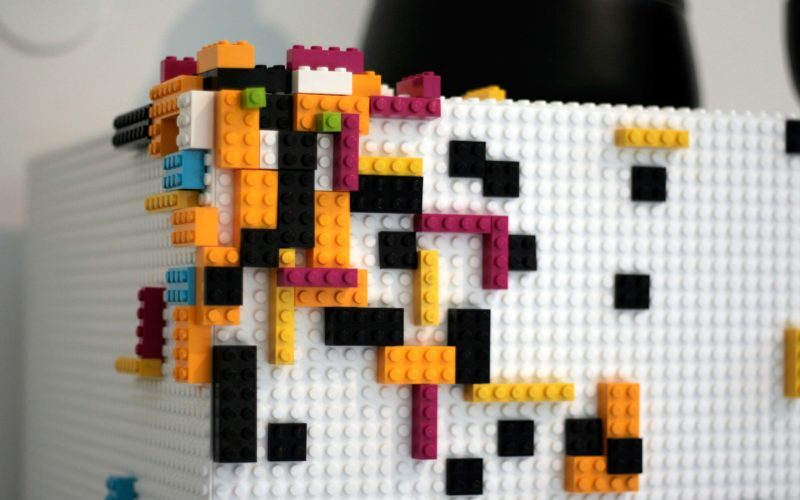 LEGO mania, arte e arredi LEGO style