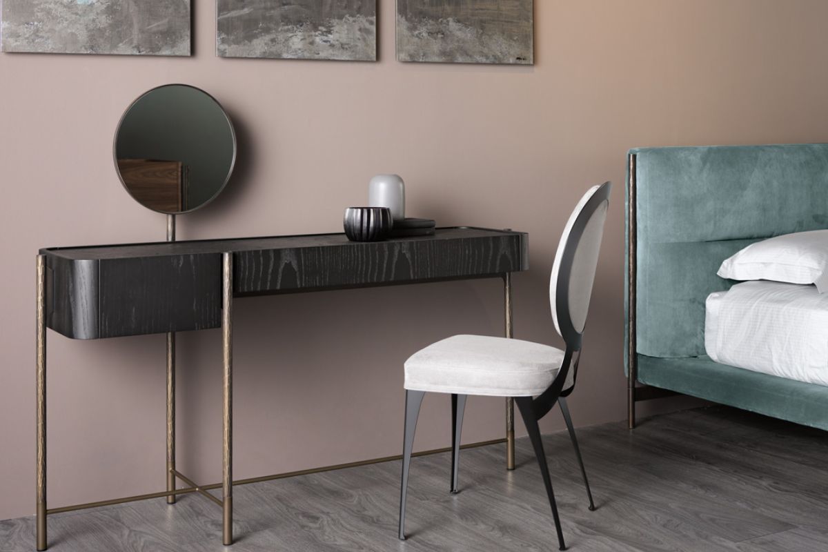 Angolo beauty moderno|Pouf Flow VN MDF Italia|Toeletta Opalina Tonelli - Arredare Moderno|Specchio Nuvola Memedesign - Arredare Moderno|City Cantori - Arredare Moderno|Shanghai Cantori - Arredare Moderno|Gulliver 2 Tonelli - Arredare Moderno