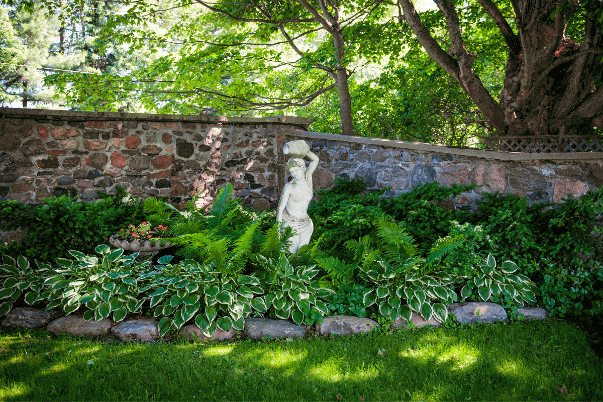 statue e sculture nell'outdoor