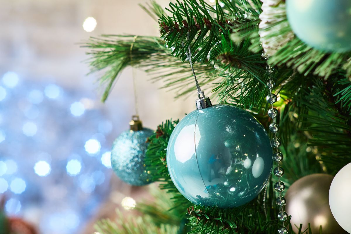 Tendenze Natale 2022 - albero di Natale ghiacciato