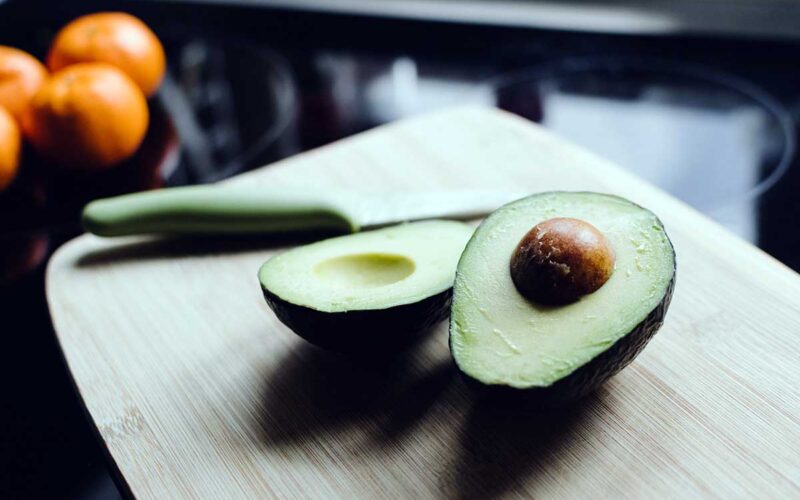 Come coltivare l’avocado in balcone