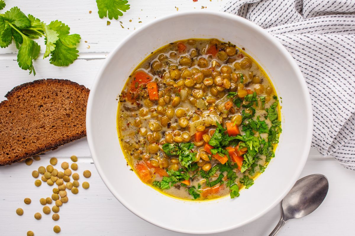 Zuppa di lenticchie e verdure