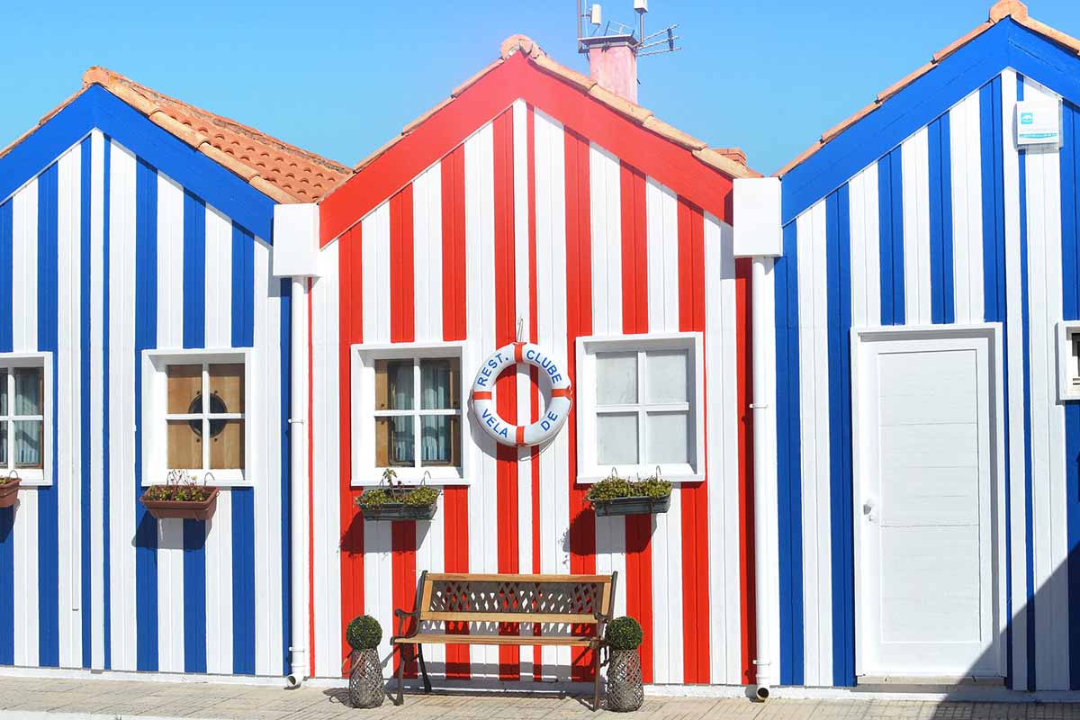 Aveiro è la Venezia portoghese: una miriade di colori tra i canali della città