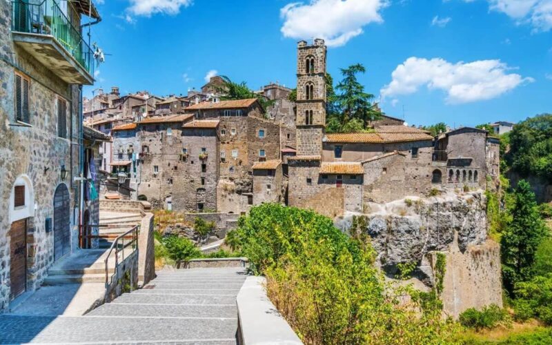 Il Borgo più Bello d’Italia 2023: Ronciglione, un Tesoro Nascosto nel Lazio