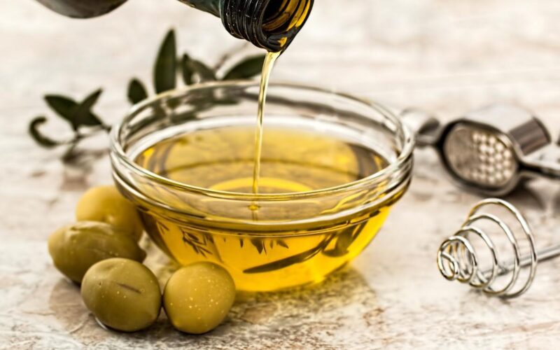 Olio d’oliva, un toccasana per gli anziani