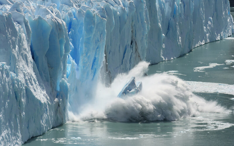 Koni Steffen inghiottito dai ghiacci che stanno fondendo. Fu tra i primi a gridare al pericolo del cambiamento climatico