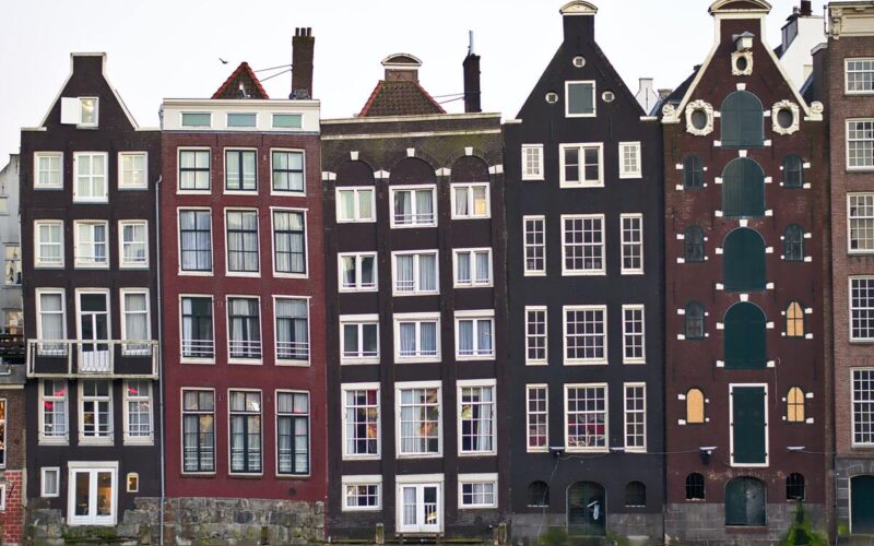 Case ad Amsterdam sono storte|Case ad Amsterdam sono storte