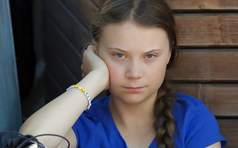 Greta Thunberg è partita per New York su una barca a vela a emissioni zero