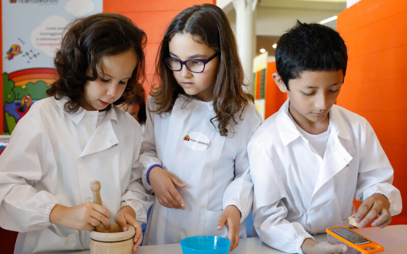 La scienza a scuola: con “ricercamondo” piccoli scienziati per un giorno