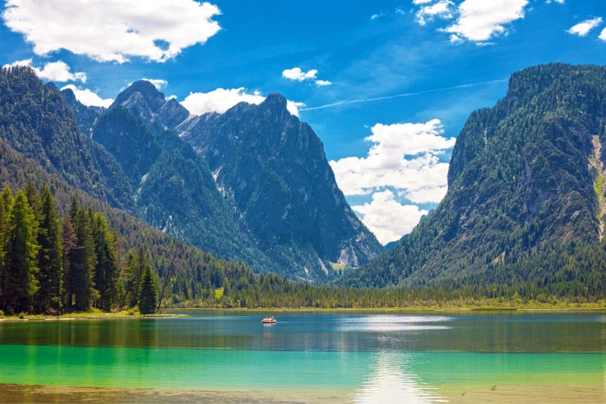 lago di Dobbiaco Dolomiti