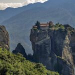 Monastero sospeso nel vuoto in Grecia: un viaggio perfetto in solitaria|Monastero sospeso nel vuoto in Grecia: un viaggio perfetto in solitaria|Monastero sospeso nel vuoto in Grecia: un viaggio perfetto in solitaria|Monastero sospeso nel vuoto in Grecia: un viaggio perfetto in solitaria|Monastero sospeso nel vuoto in Grecia: un viaggio perfetto in solitaria