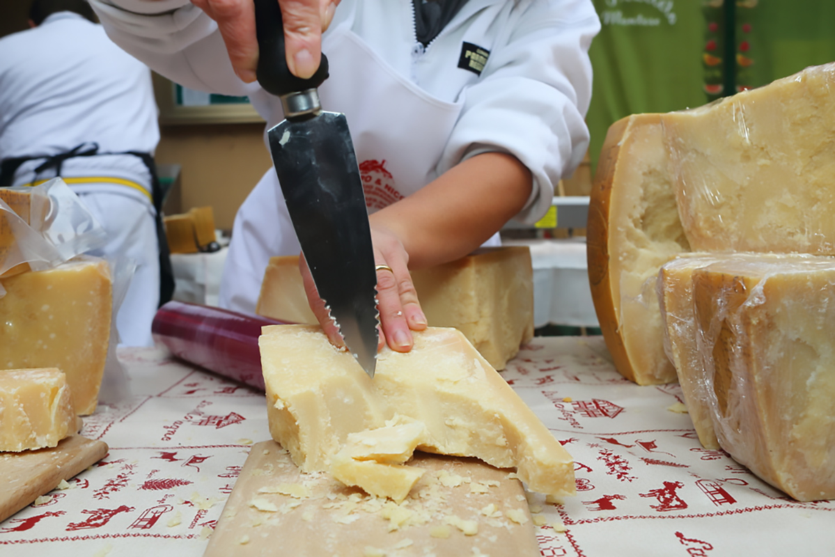 Il Parmigiano Reggiano di Montagna in 33 caseifici