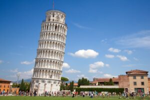 piazza del duomo di pisa