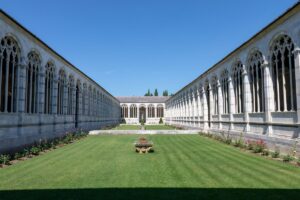 piazza del duomo di pisa