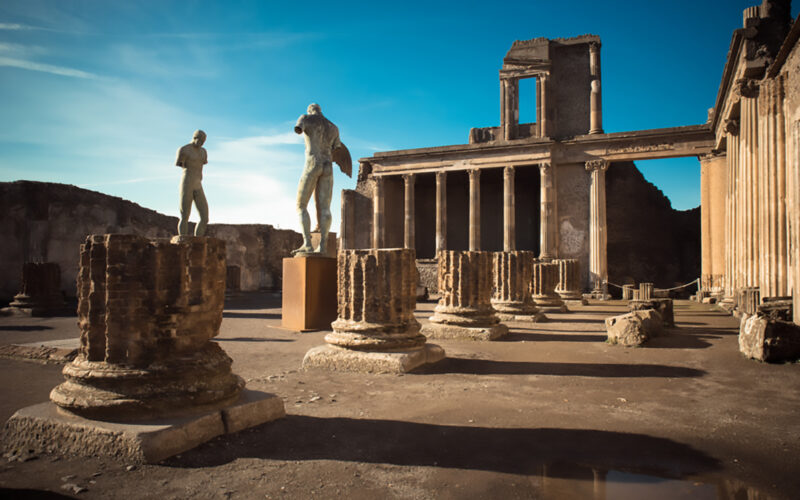 Pompei|Anfiteatro di Pompei||Costiera Amalfitana