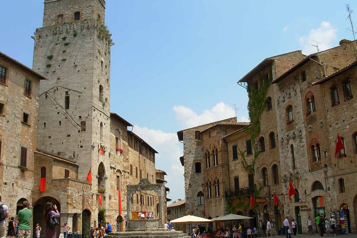 Alla scoperta di San Gimignano e le sue 72 torri medievali 