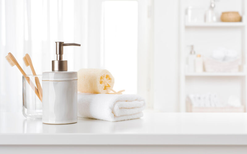 Scegliere gli accessori per il bagno per personalizzare l’ambiente e il lavabo|Scegliere gli accessori per il bagno per personalizzare l’ambiente in stile country