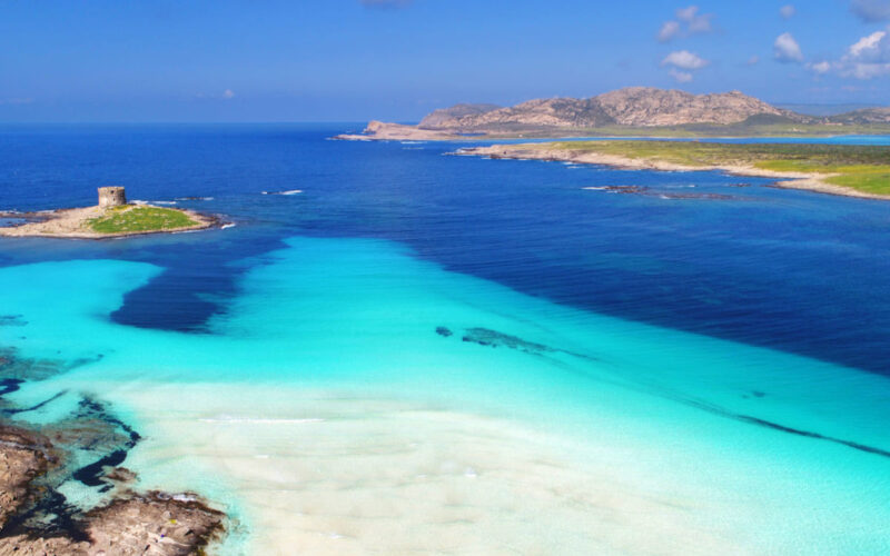 Spiagge Sardegna: La Pelosa diventa a numero chiuso