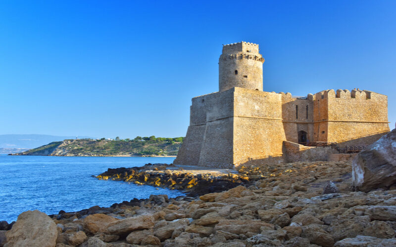 Alla scoperta di Crotone: la città, gli abitanti, cosa visitare e mangiare