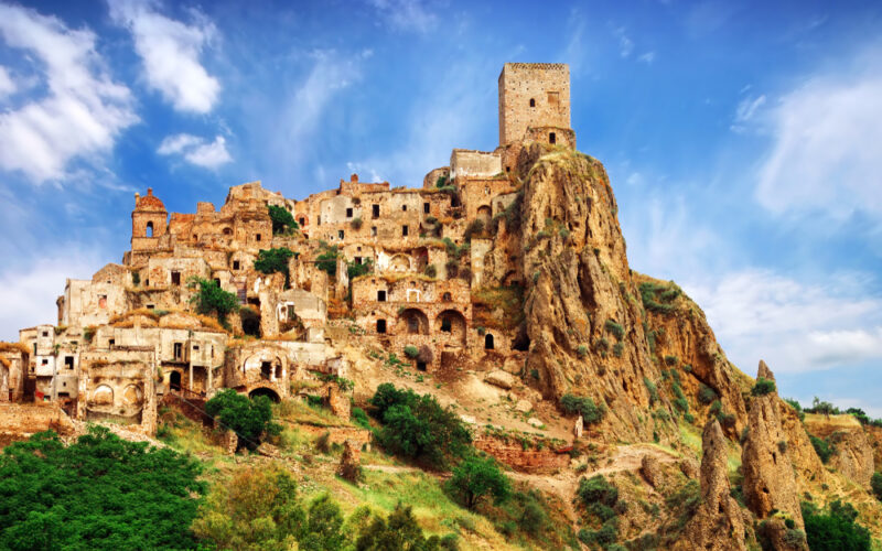 Craco, l’incantevole borgo “fantasma” lucano