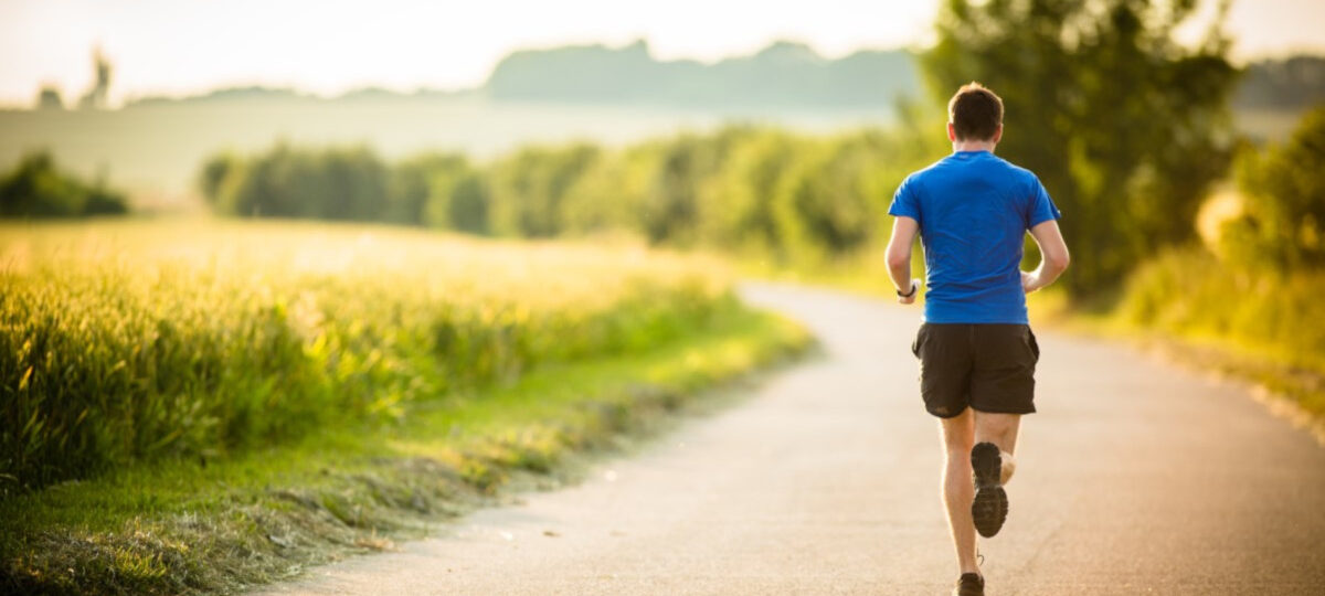 Qual è l’ora migliore per allenarsi? Uno studio rivela le fasi giuste dello sport