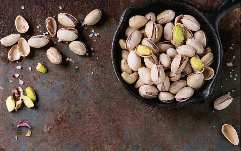 Adotta un albero di pistacchio e ricevi dei dolci a casa