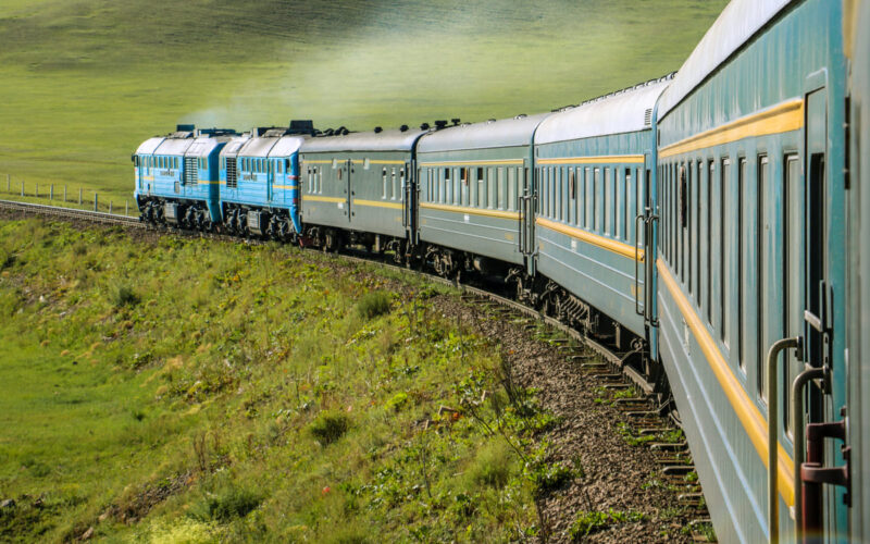 Transiberiana d'Italia|treni