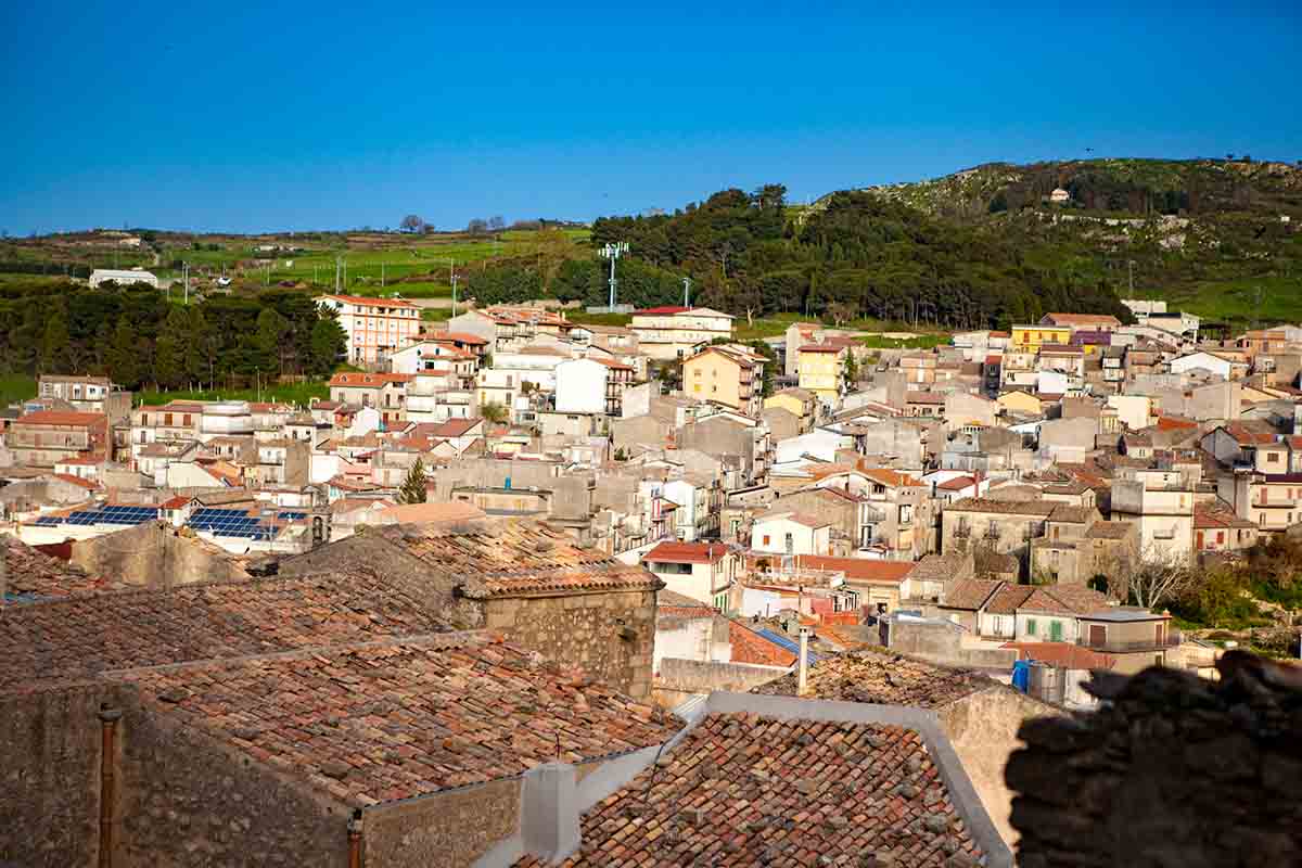 Il borgo di Montalbano Elicona