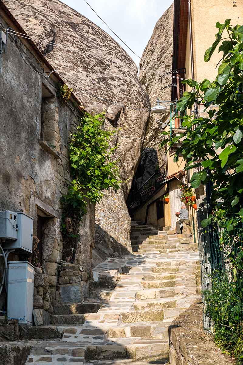 Il borgo di Castelmezzano: l’anfiteatro delle Dolomiti lucane