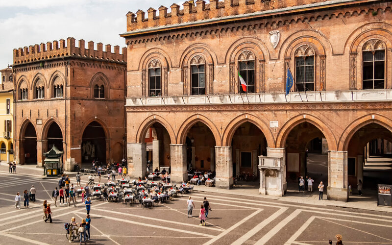 Alla scoperta di Cremona: la città, gli abitanti, cosa visitare e mangiare