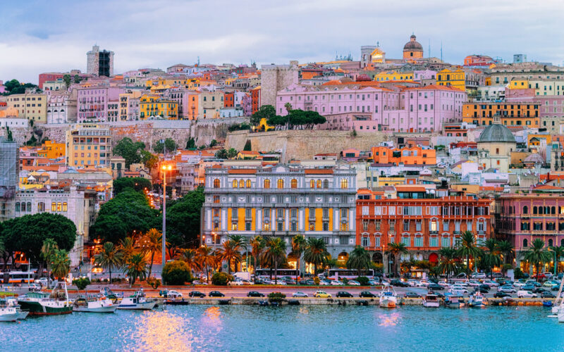 Alla scoperta di Cagliari: la città, gli abitanti, cosa visitare e mangiare