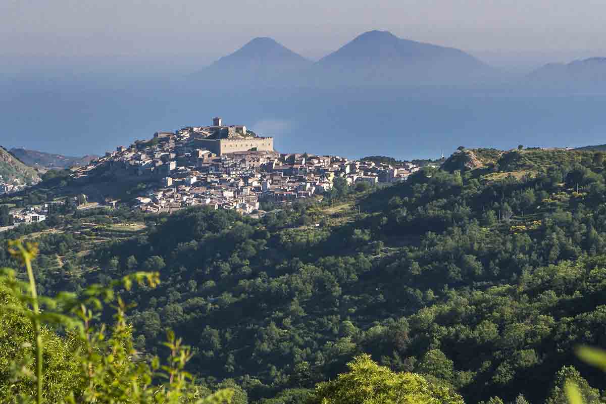 Il borgo di Montalbano Elicona