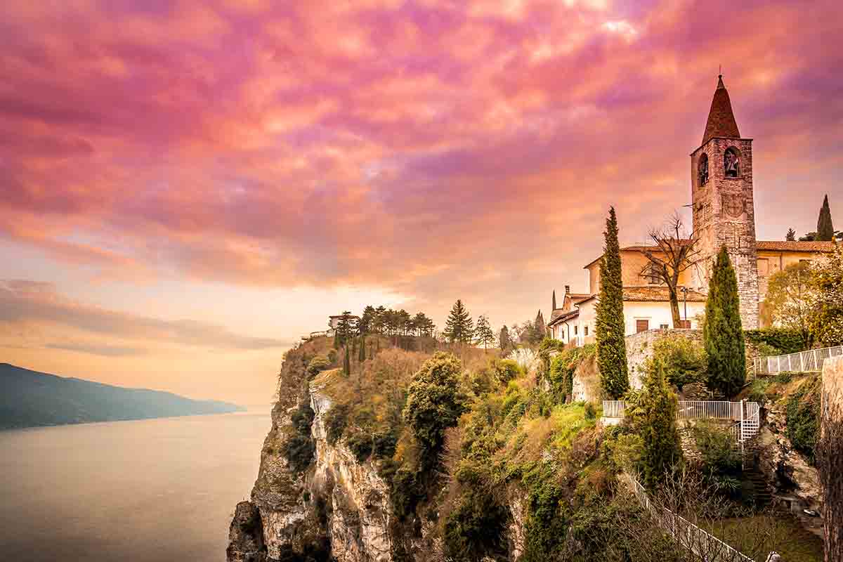 Il borgo di Tremosine sul Garda