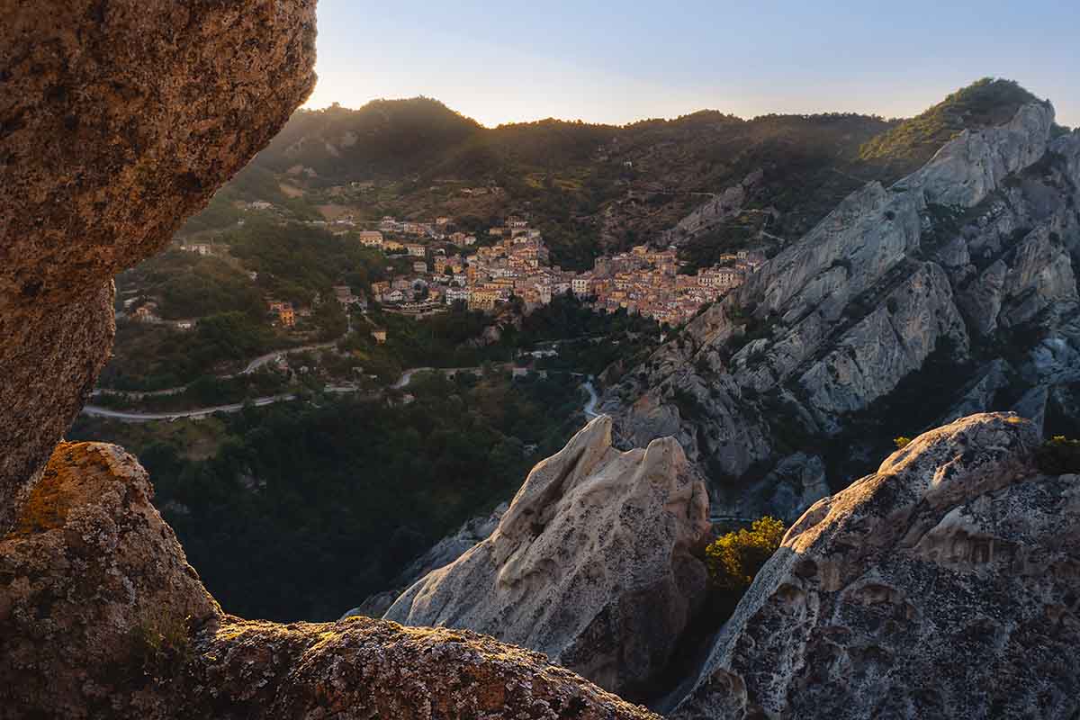 Il borgo di Castelmezzano: l’anfiteatro delle Dolomiti lucane