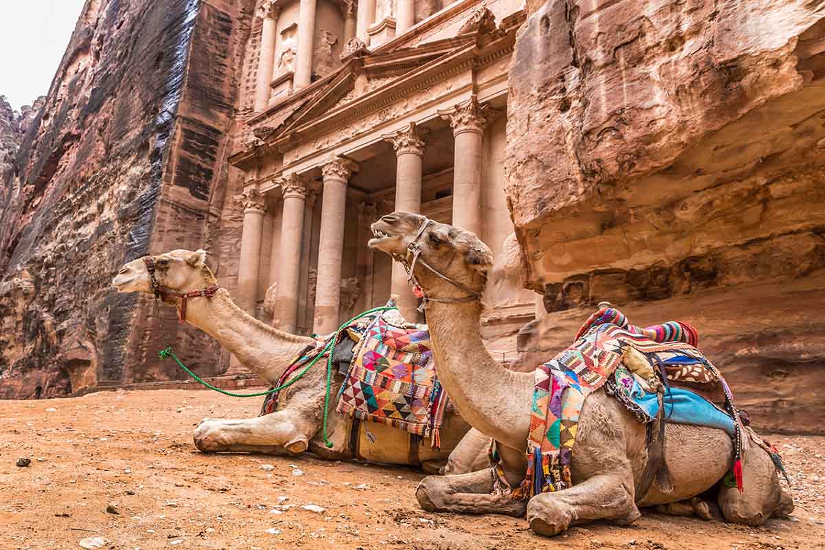 Visitare Petra da soli: tutto quello che c’è da sapere per un viaggio sicuro e indimenticabile